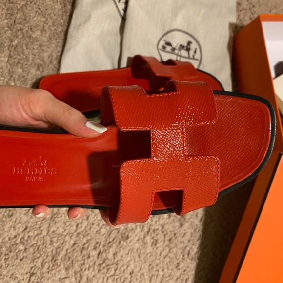 Hermes oran sandel limited edition （sold） - Picture 3 of 6
